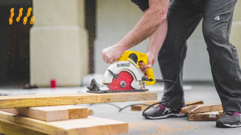 4 Ways to Address Persistent Employee Turnover Issues in Construction