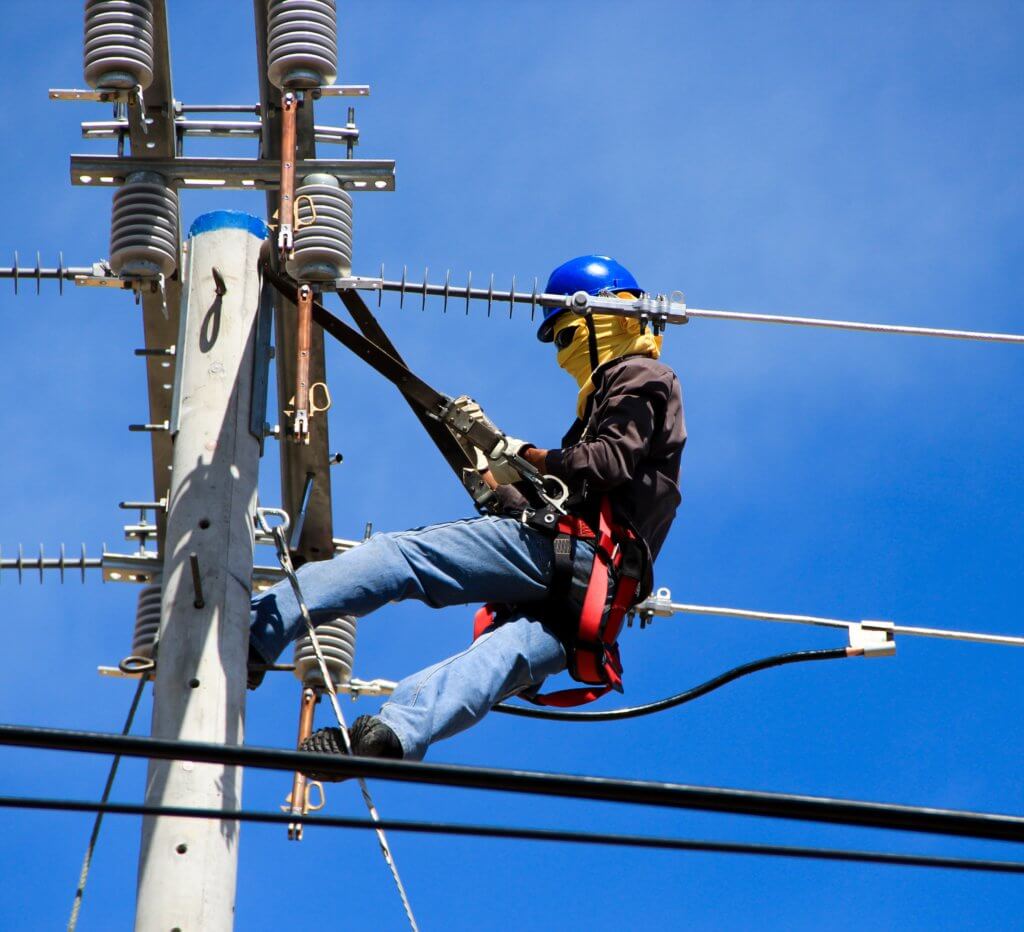 7 Best Electrical Contracting Business Software Solutions