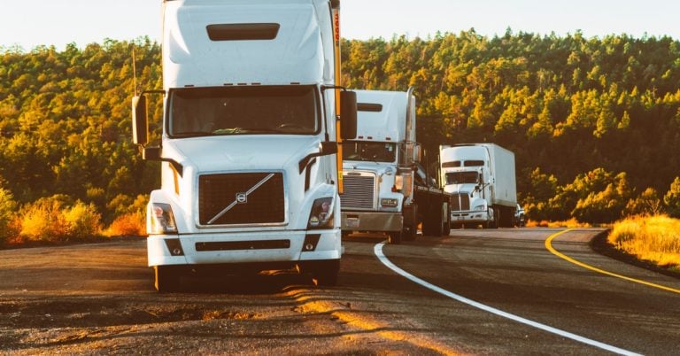 image of 10-Step Guide to Starting a Successful Trucking Business