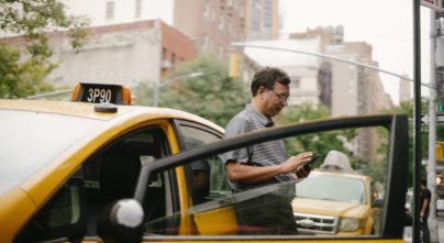 taxi driver using small business apps