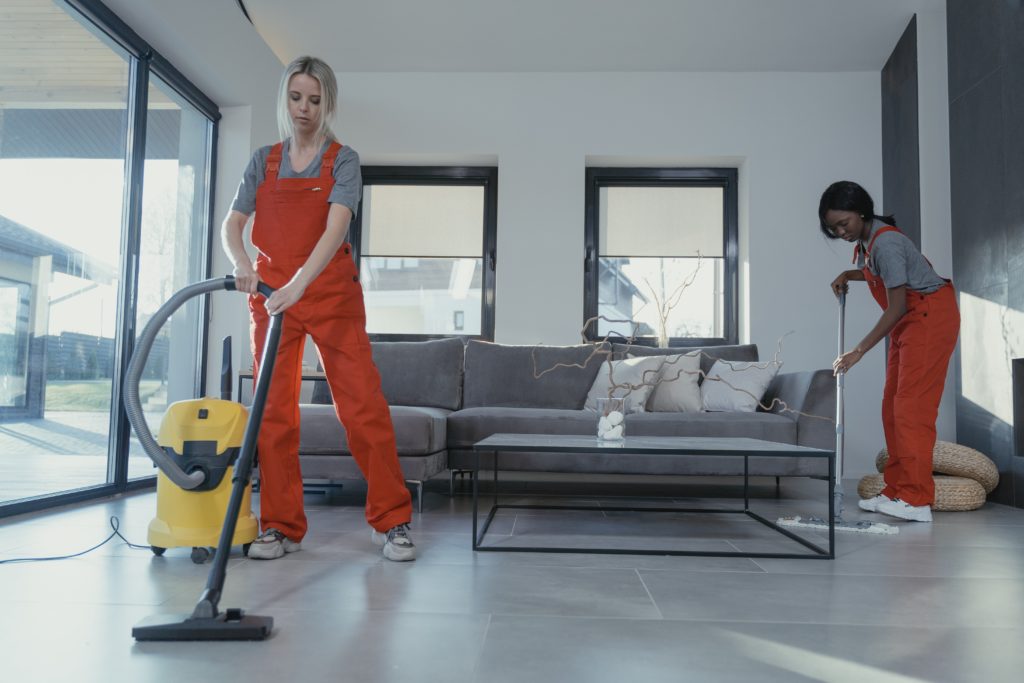 residential cleaning crew