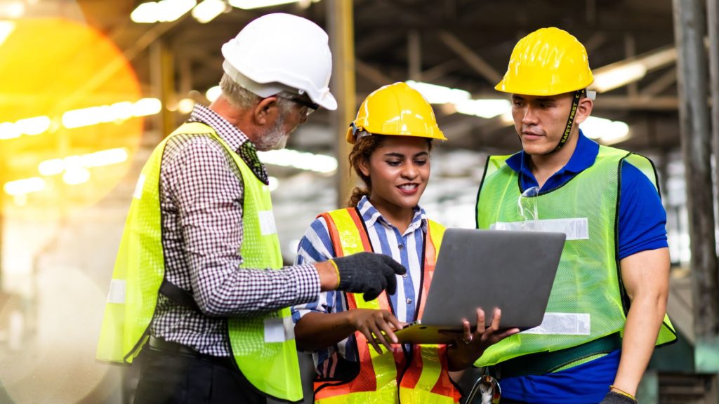 How to Engage the 2.7 Billion Person NonDesk Workforce