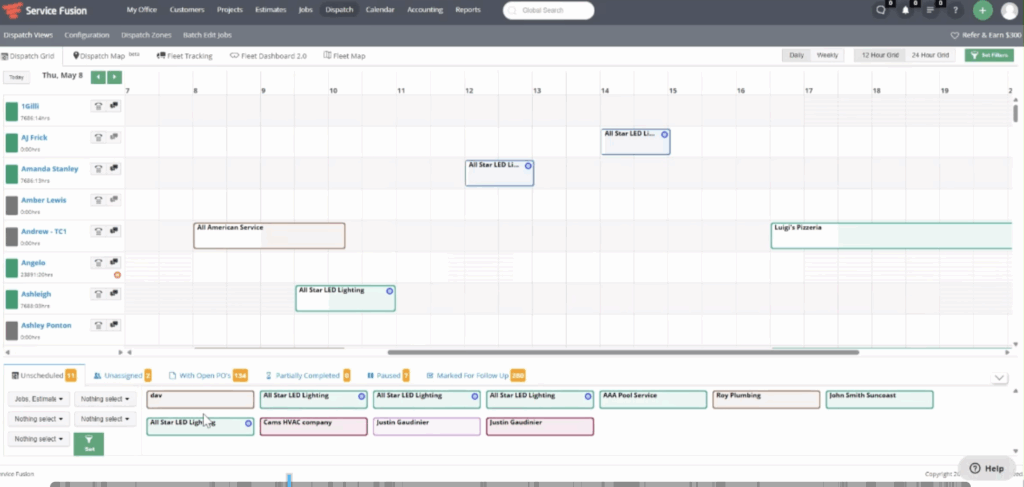 Service Fusion’s drag-and-drop job dispatching calendar showing unassigned jobs being put next to available technicians.