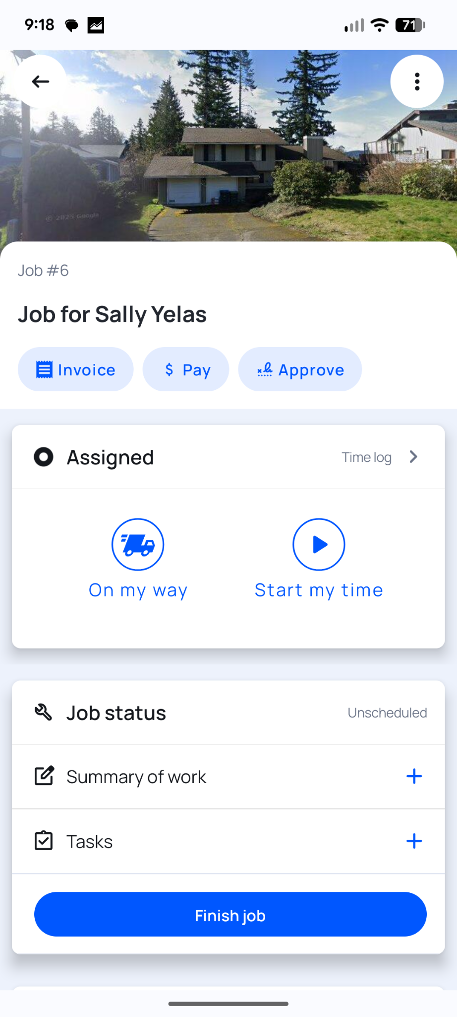 A job on Housecall Pro&rsquo;s mobile app showing &ldquo;On my way&rdquo; and &ldquo;Start my time&rdquo; options to start the time clock.