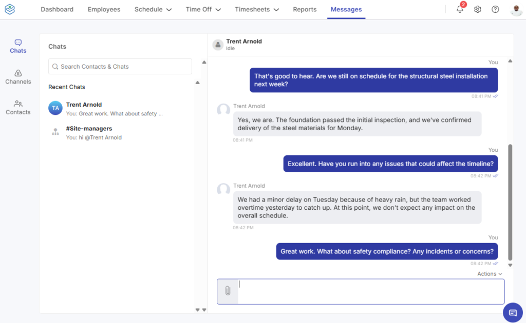 Screenshot showing Zoho Shifts messenger on the web app.&nbsp;