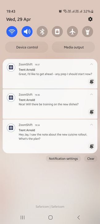 Screenshot showing email and push notification.